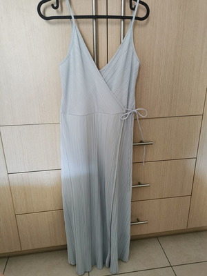 Μίντι πλισέ φόρεμα H&M σαν καινούργιο, τιρκουάζ, νούμερο XS