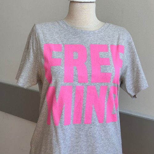 Essential Antwerp T-shirt like new, gray with pink logo, size S/M