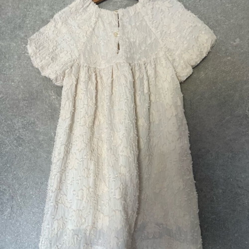 Zara girls dress like new with embossed flowers beige size 4-5 years