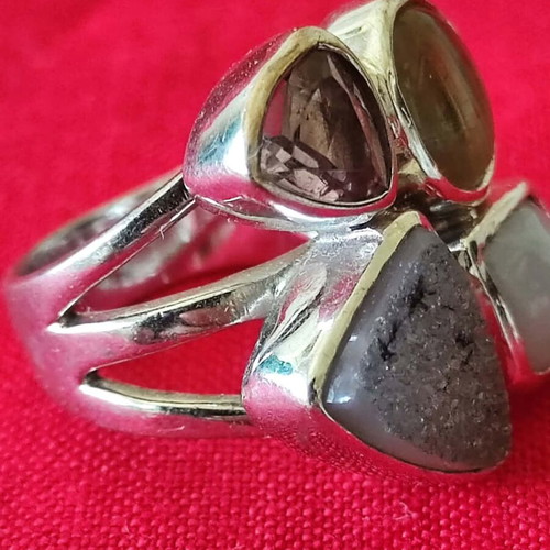 Silver ring 925 with four different gemstones like new