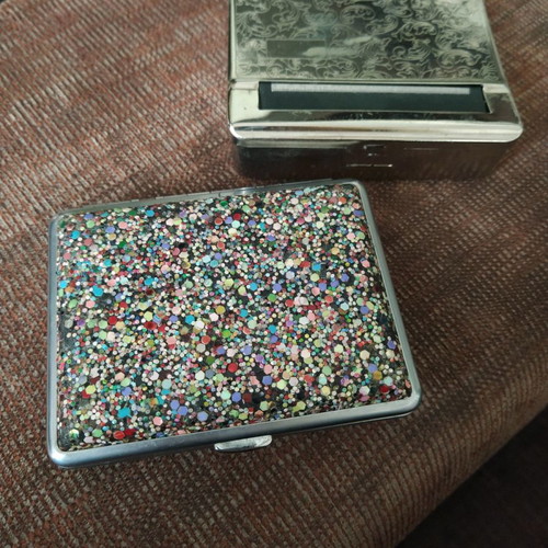 Tobacco cases 2 like new