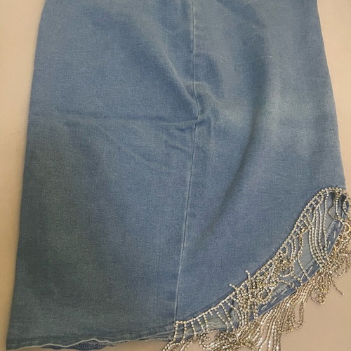 Denim skirt with rhinestones like new, size L, blue