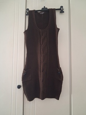 Brown knitted sleeveless dress with pockets like new, size S