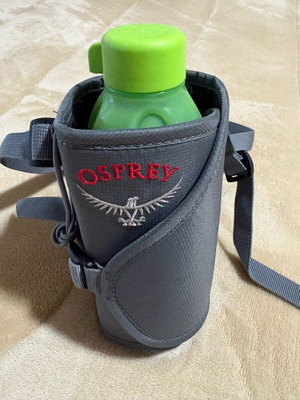 Osprey bottle holder like new
