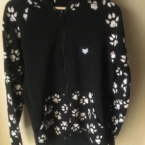Owl and Warg clothes in excellent condition