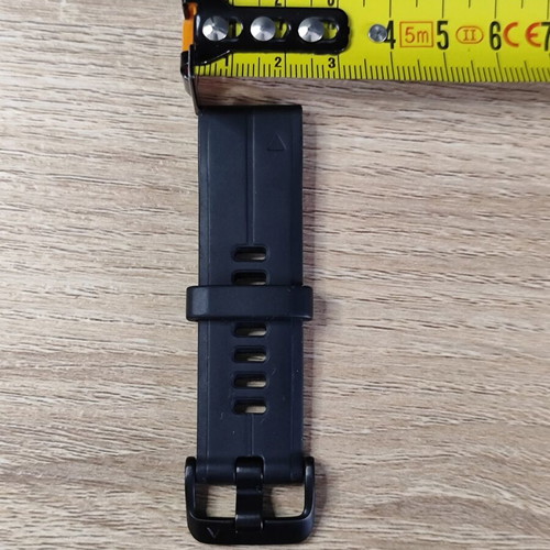 Garmin Quickfit 20 black silicone replacement strap used