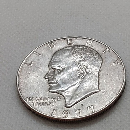 Dollar 1977 like new