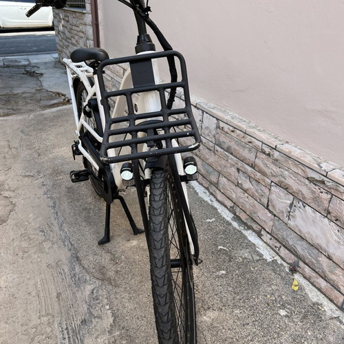 Electric City Bike white ebike used with battery and LED lights