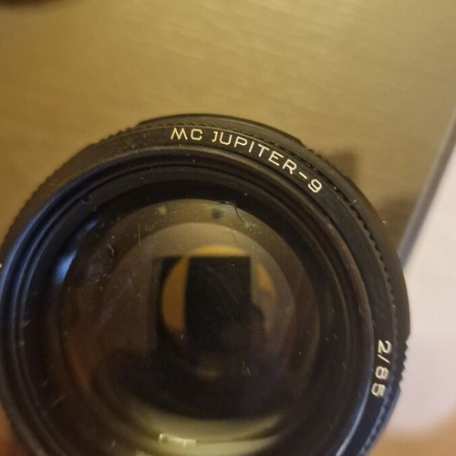 Nikkon camera lens like new