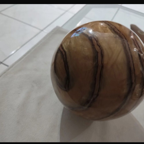 Decorative balls like new, set of 2 pieces