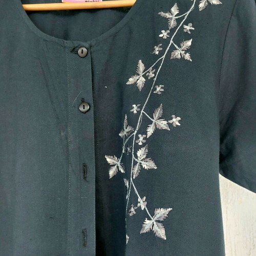 Black linen and cotton dress with embroidery XL like new