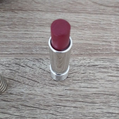Clinique lipstick used, shade Merlot FJ, velvety texture