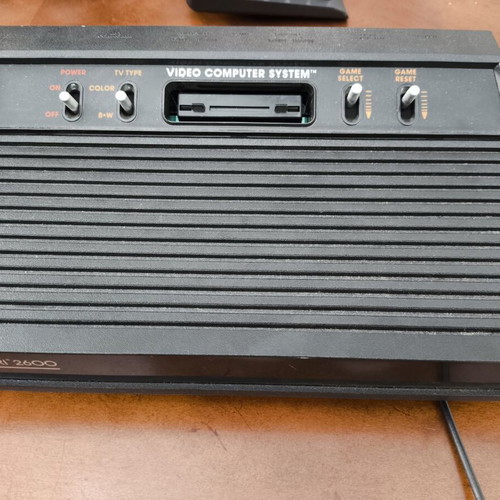 Atari 2600 Retro Game Console with 4 Games Excellent Condition