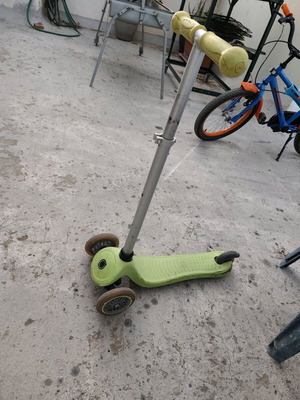Globber 2 in 1 Kids Scooter used