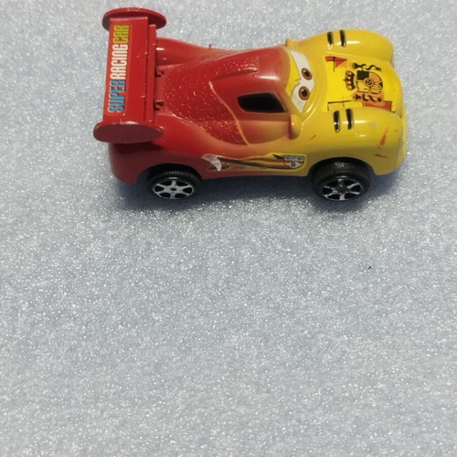 Set of 3 toy cars like new