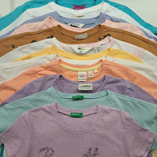 Girls' blouses used, pack of 12, ages 6 to 12, multicolor