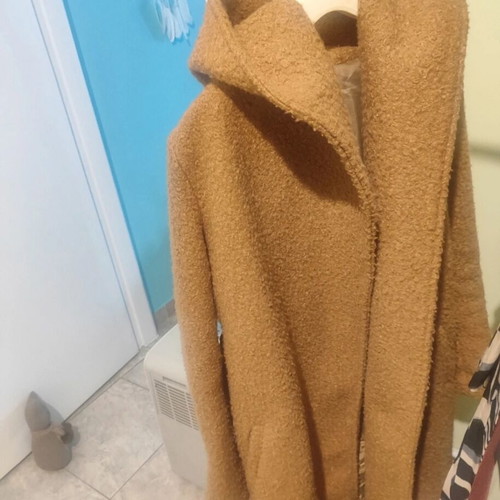 Brown coat like new, warm with wool, size M