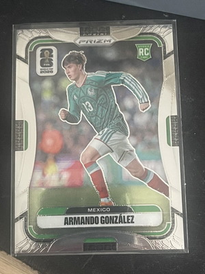 Armando Gonzalez RC silver wave Panini Prizm World Cup card