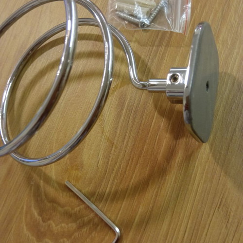 Bathroom accessory like new