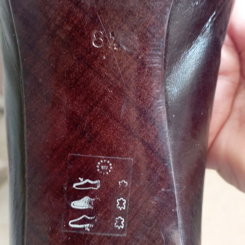 Haralas leather pumps, black, size 38.5