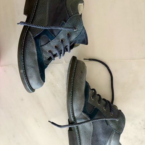 Duna Italian boots used, size 32, blue leather
