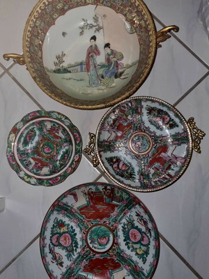 Satsuma Porcelain Set 4 pieces Famille Rose