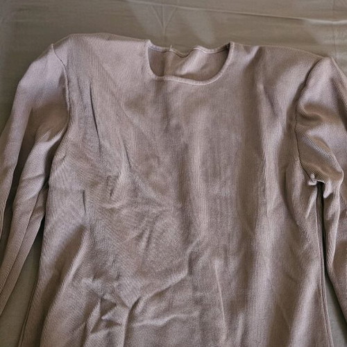 Set of 3 blouses and Zara cargo pants like new