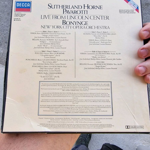 Pavarotti 2 cassette tapes used