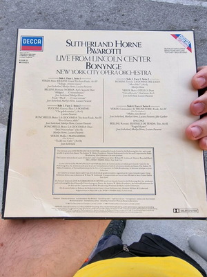 Pavarotti 2 cassette tapes used
