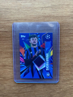 Scalvini Jersey Relic Player Worn Card like new /200 Topps Champions League