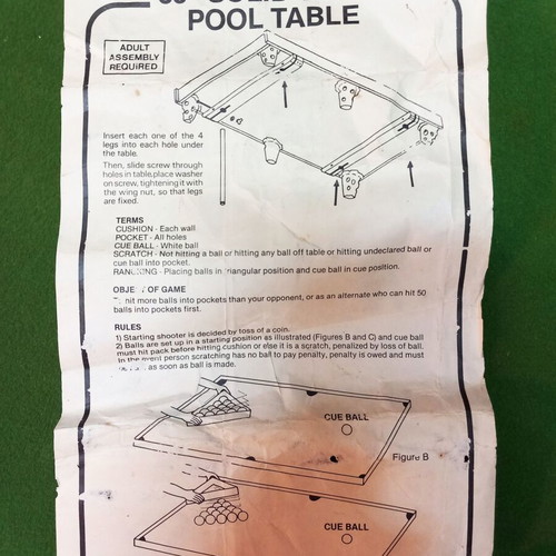 Children's wooden billiard table complete with balls, like new