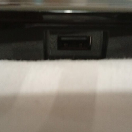 Digital photo frame Philips used, missing screw mount