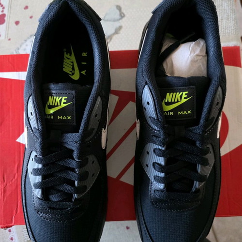 Nike Air Max 90 Black Volt New Unworn Size 45.5