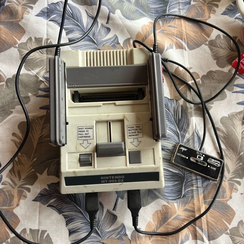 Nintendo MT-999DX console used, like new, without power supply