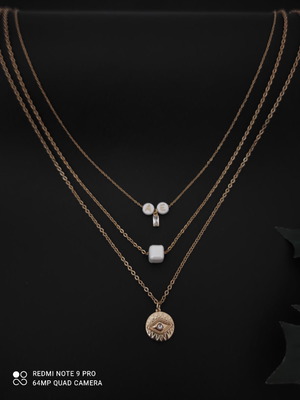 Ατσάλινο layered κολιέ επιχρυσωμένο με ματάκι, κρύσταλλο, κεραμική πέτρα και μονόγραμμα καινούργιο