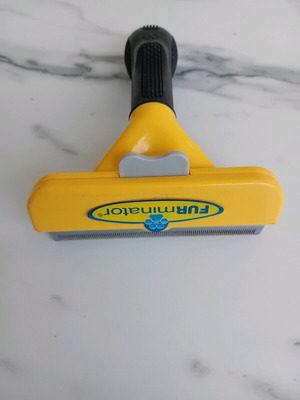 FURminator comb like new, metal blade 10 cm