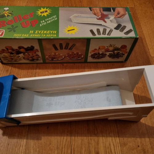 Vintage dolmadoparaskevastis like new Roller Up
