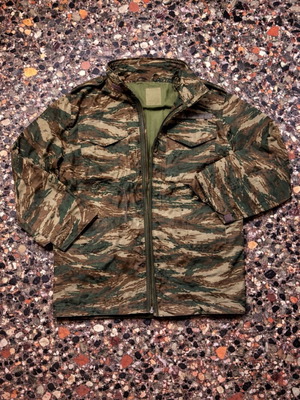 Camouflage military jacket lightweight new, army style