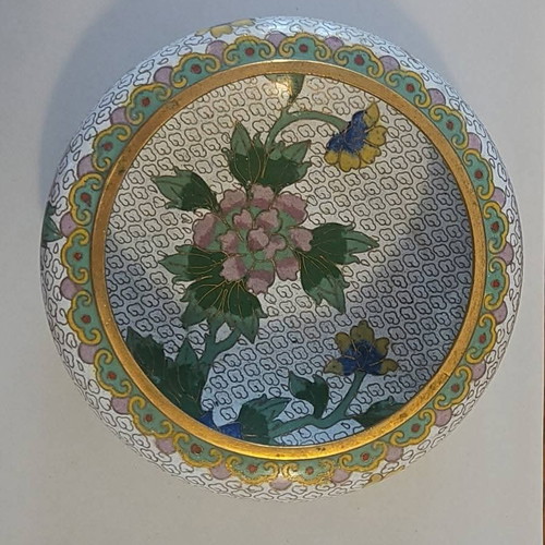 Κινέζικο διακοσμητικό μπολ cloisonné σαν καινούργιο με φυτικά μοτίβα και επίχρυσα