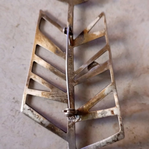 Silver brooch by Anna Skiadarese used, inspired by N. Hatzikyriakos Gikas