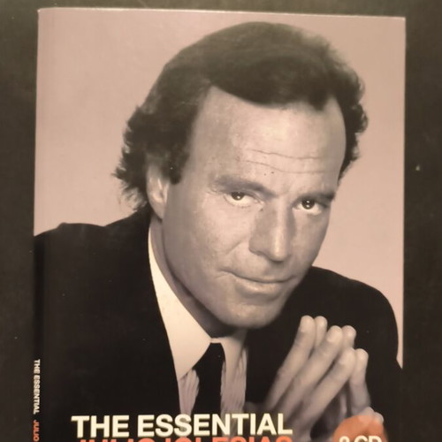 Julio Iglesias The Essential 3CD new, Latin