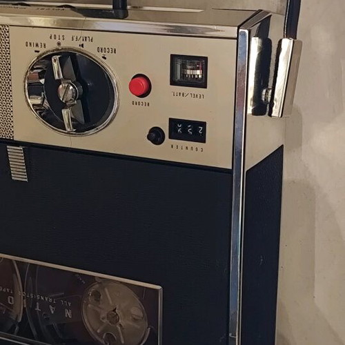 National RQ-152S vintage reel-to-reel tape recorder (1965)