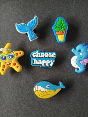 Crocs charms set like new, Sea love, yellow and turquoise