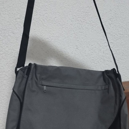 Messenger bag with lining and multiple pockets, grey-black, 43x38 cm