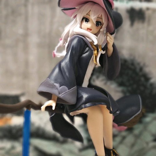 Elaina Wandering Witch PVC Figure 19x20cm new