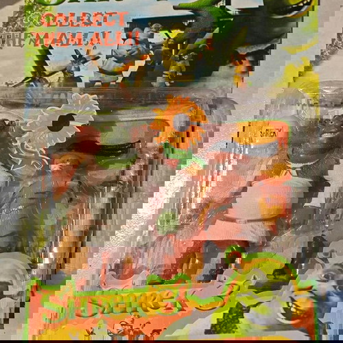 Συλλεκτικό σετ φιγούρων Shrek 3 σαν καινούργιο με Shrek και Γάτο Σον Πιέρ