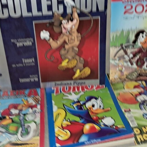 Disney comics, pack of 32
