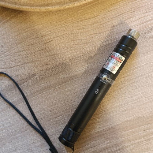 Green Laser Pointer with Built-in USB Charging