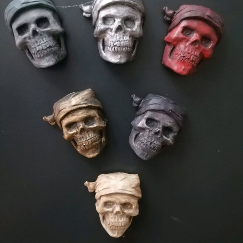 Handmade skull magnets new, made of plaster