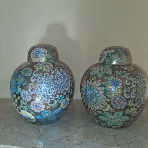 Vintage Chinese Porcelain Ginger Jars set, Mille Fleurs, like new